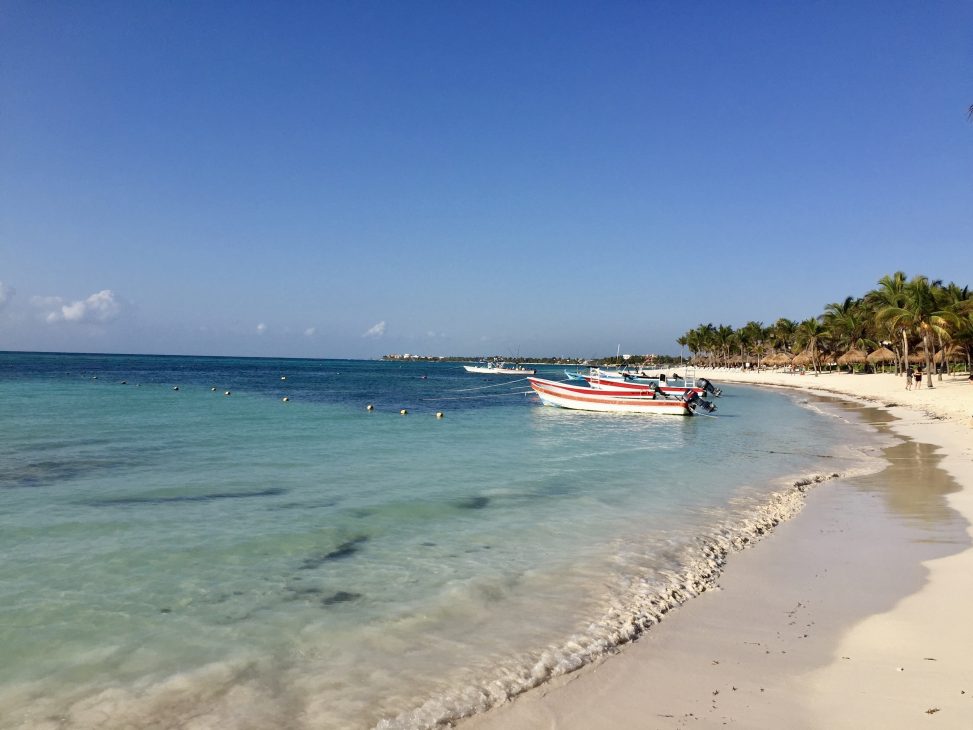 Akumal beach - Photos from Chris Hardie