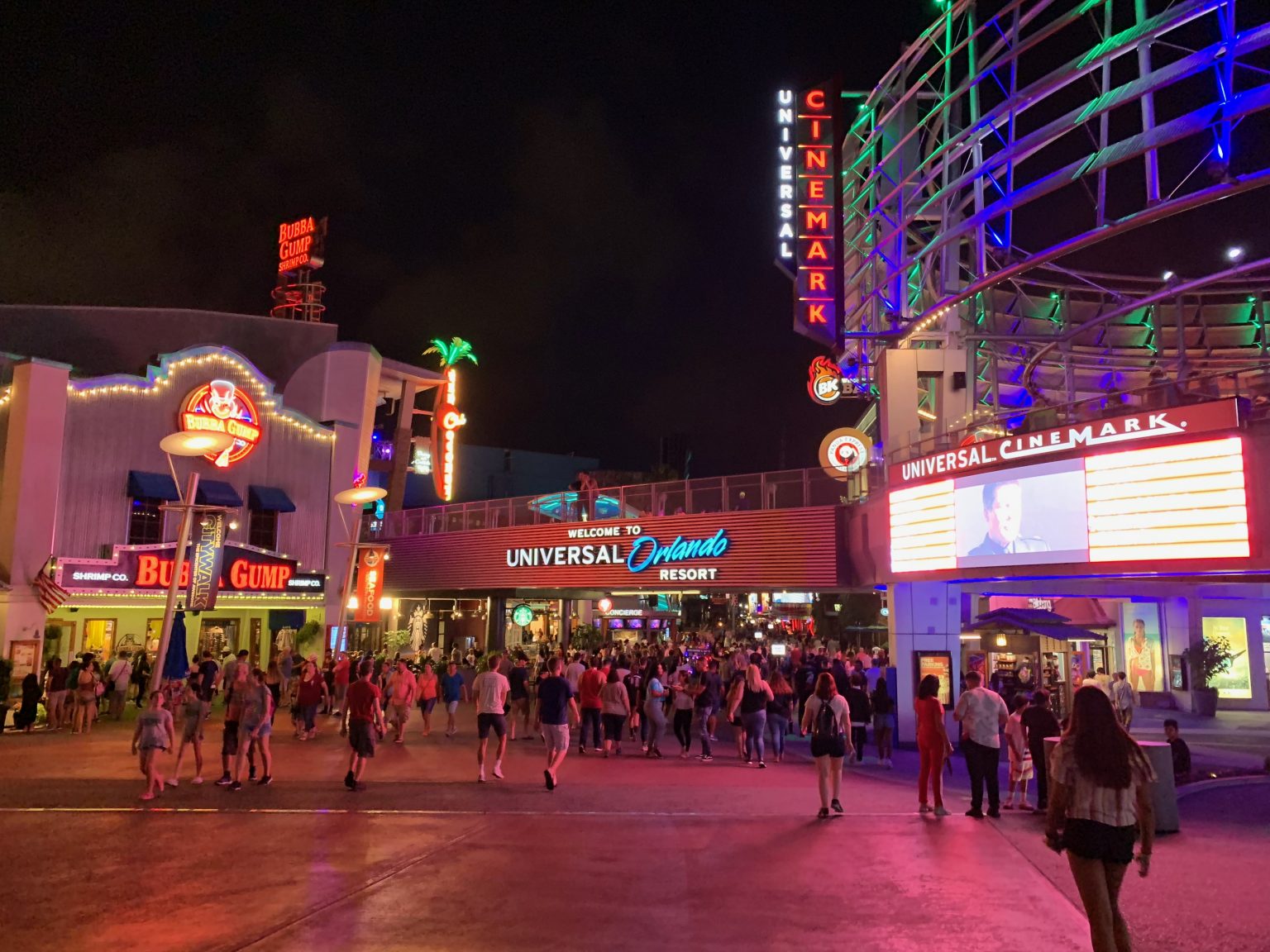 Universal Orlando entry - Photos from Chris Hardie